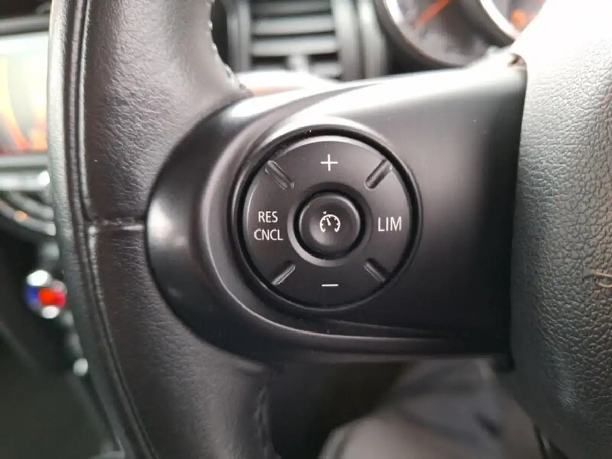 2018-mini-cooper-15-cooper-series-ii-ss-hatchback-3d-big-11