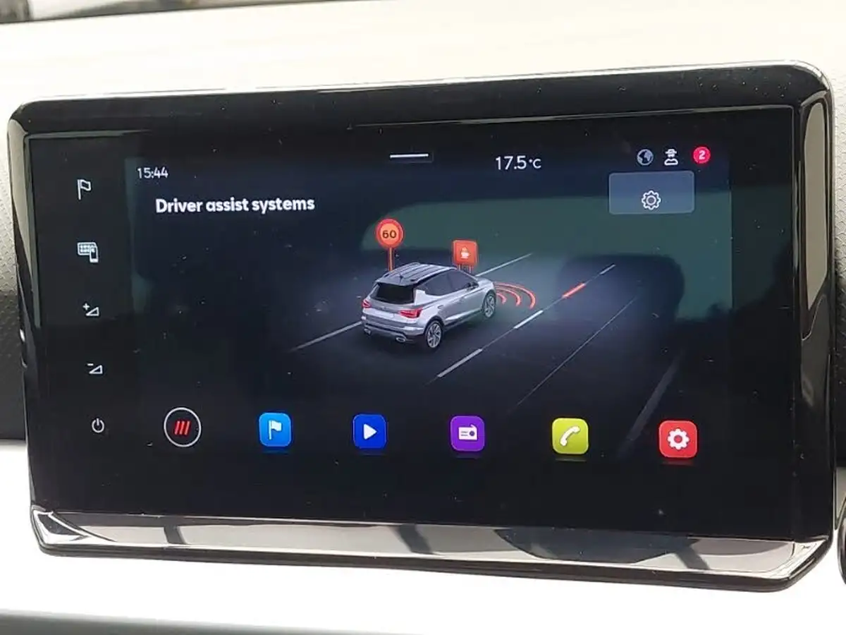 2024-seat-arona-10-tsi-fr-sport-115ps-big-15