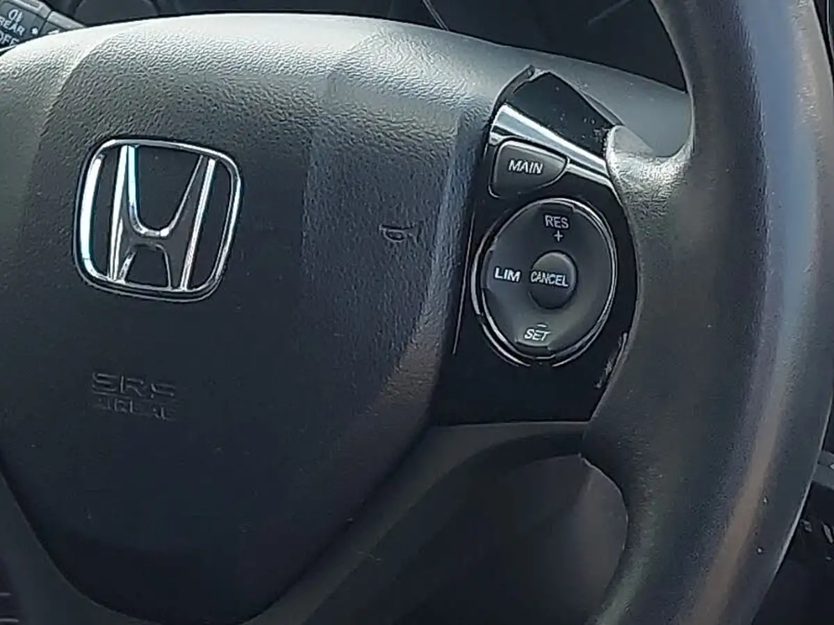 2016-honda-civic-18-i-vtec-se-plus-navi-hatchback-auto-big-12