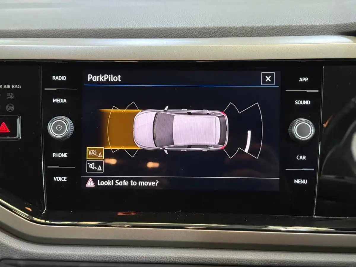 2020-volkswagen-polo-10-match-big-45