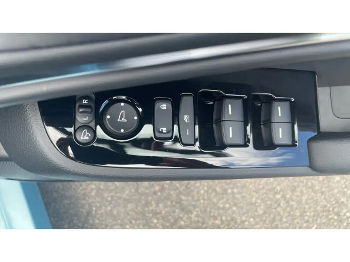 2024-honda-eny1-e-advance-big-25