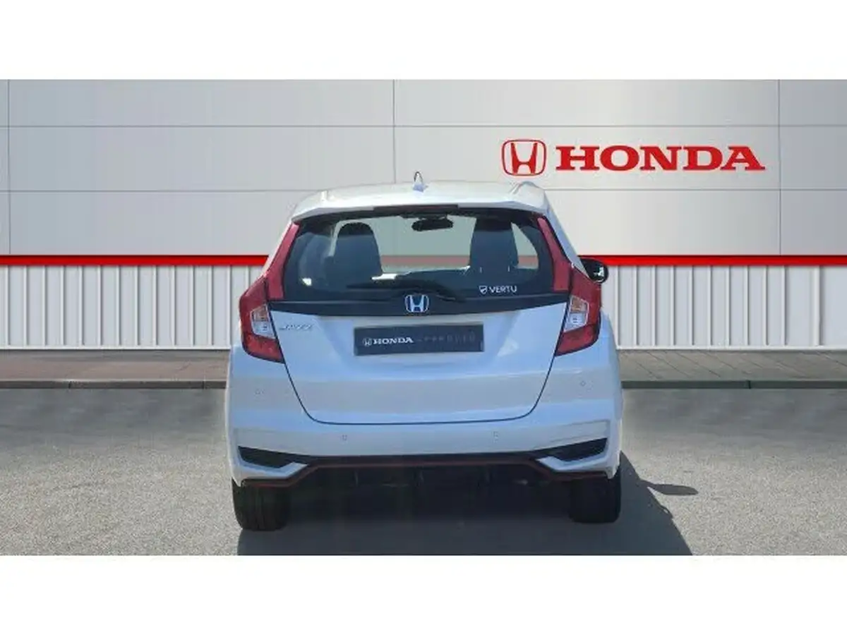 2018-honda-jazz-15-i-vtec-sport-navi-big-6