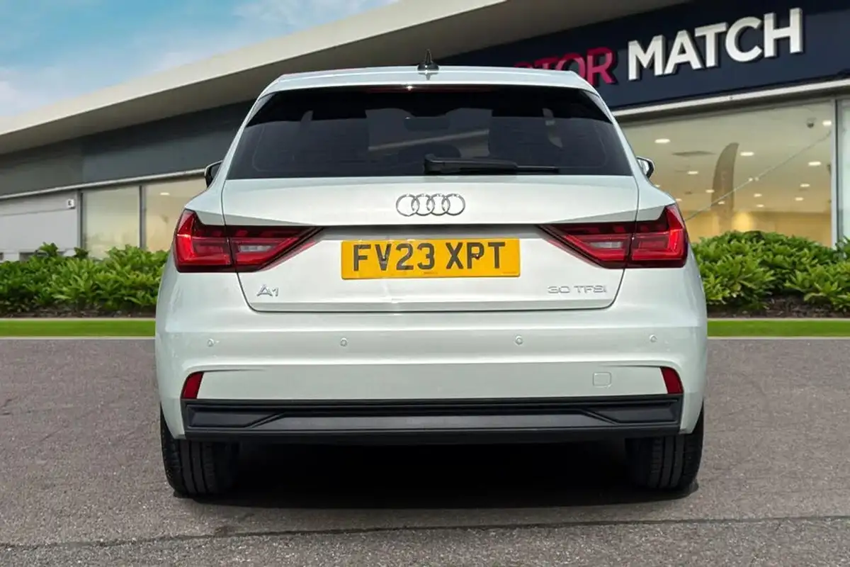 2023-audi-a1-10-30-tfsi-technik-big-3