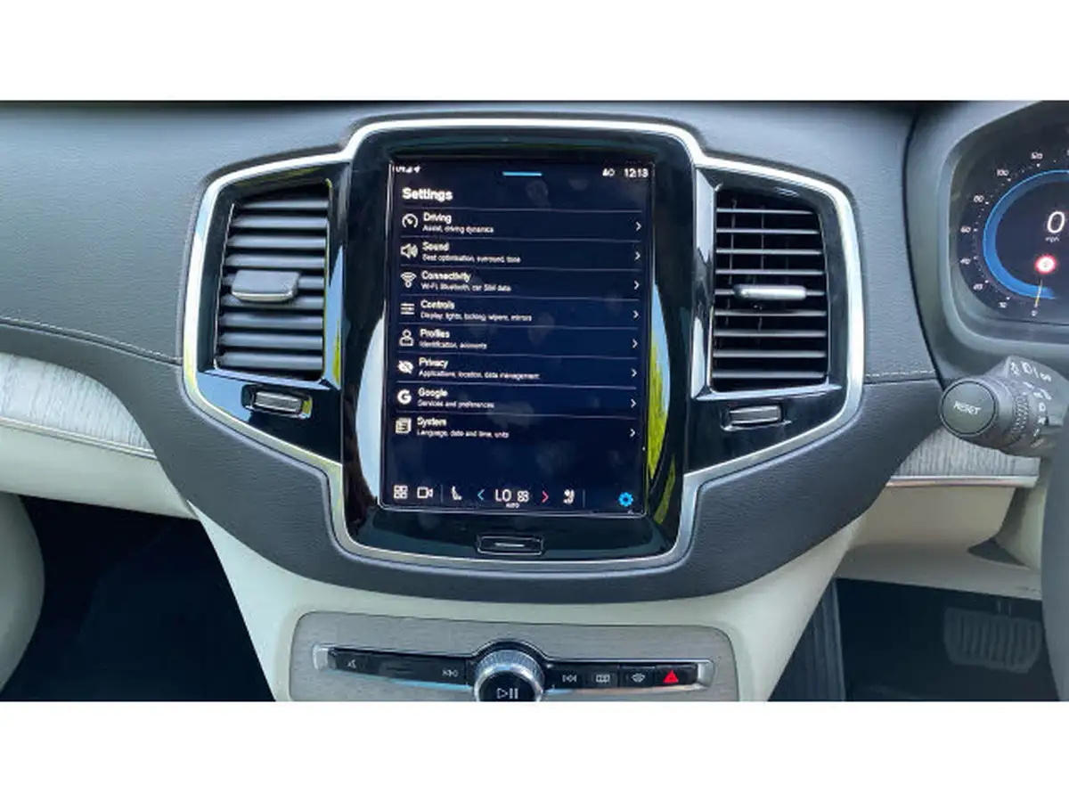 2024-volvo-xc90-20-t8-plus-big-20