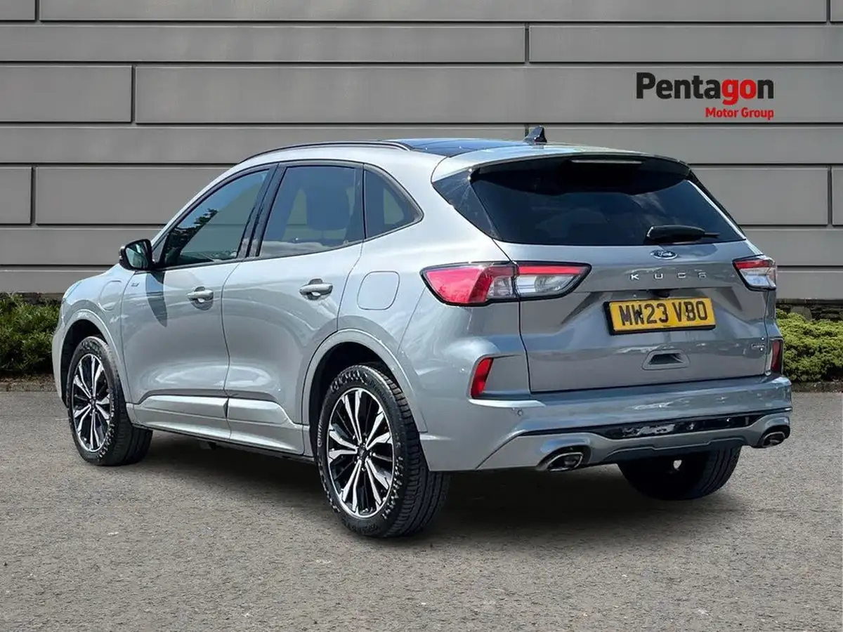 2023-ford-kuga-big-1