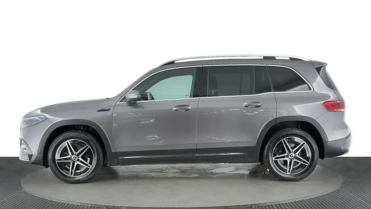 2022-mercedes-benz-eqb-e-eqb-300-amg-line-big-6