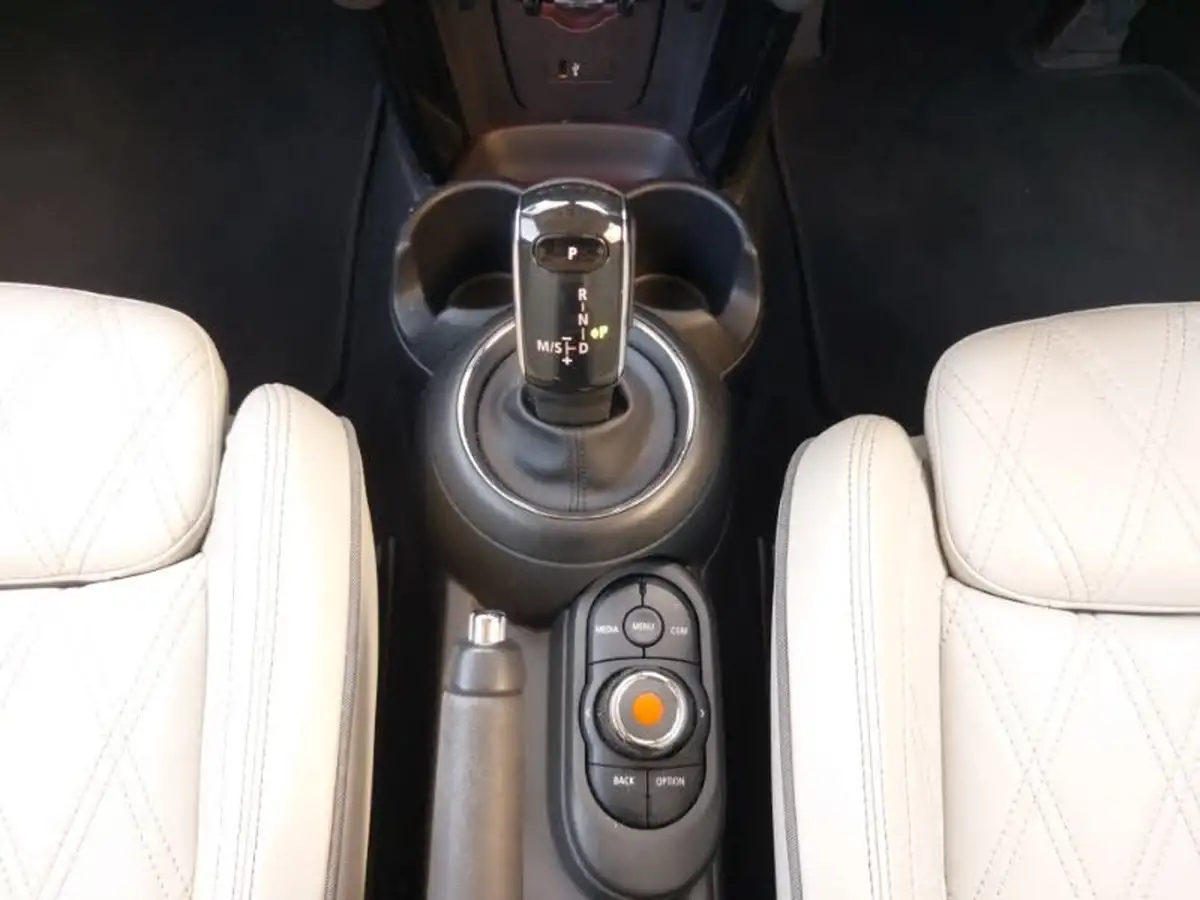 2021-mini-cooper-15-cooper-exclusive-series-ii-hatchback-3d-auto-big-13