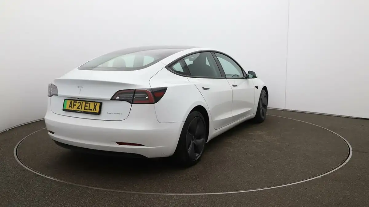 2021-tesla-model-3-e-long-range-4x4-big-54