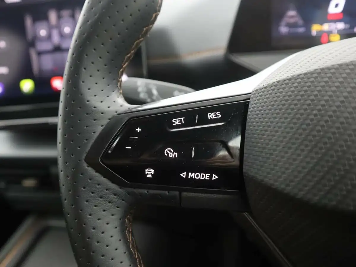 2024-cupra-born-e-v1-204ps-58kwh-big-36