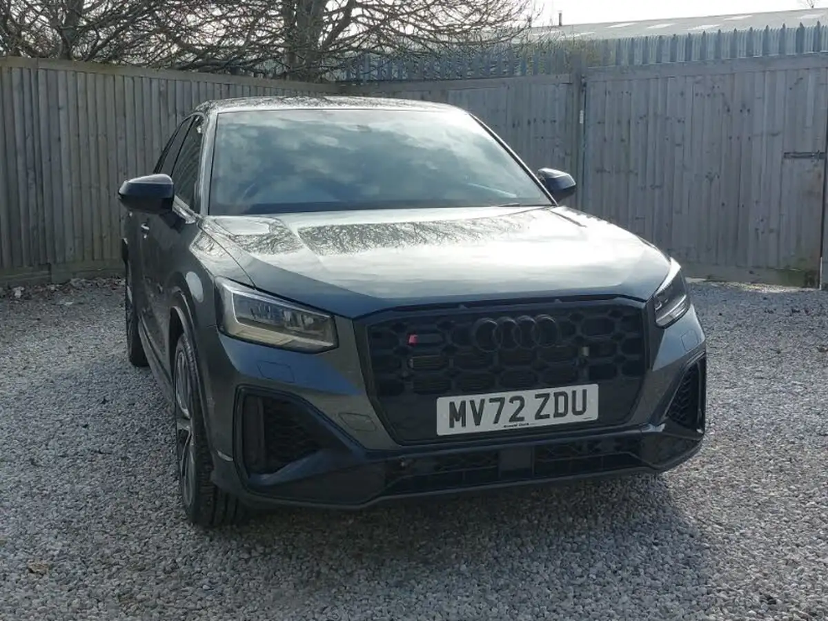 2022-audi-sq2-20-tfsi-black-edition-big-0