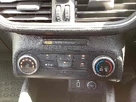 2019-ford-focus-15-zetec-95ps-ss-hatchback-small-22
