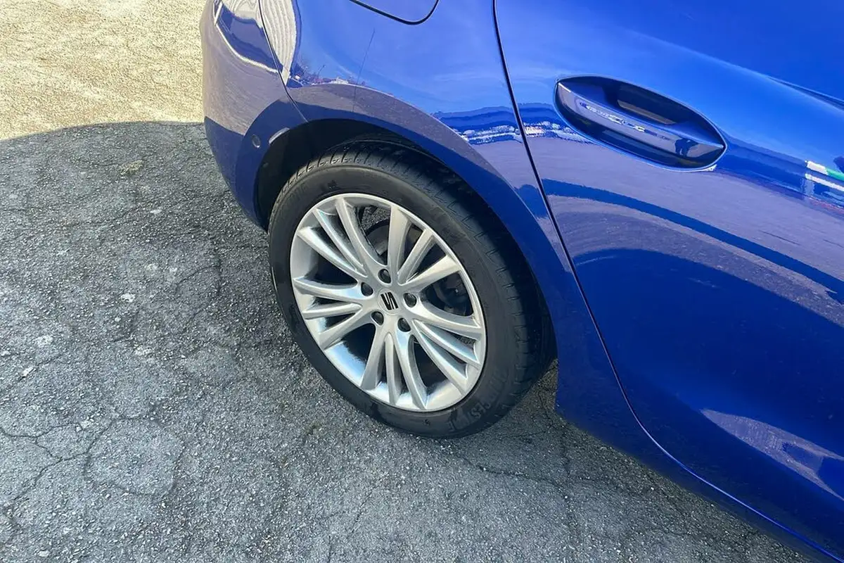 2020-seat-leon-15-tsi-evo-se-dynamic-hatchback-big-8