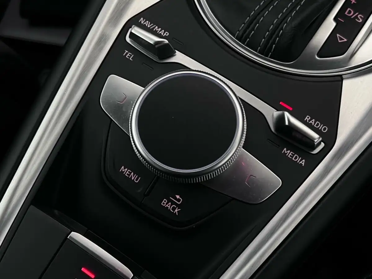 2016-audi-tt-coupe-20-tfsi-s-line-tronic-big-34