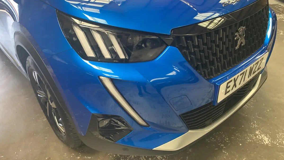 2021-peugeot-2008-suv-12-puretech-gt-eat8-big-46