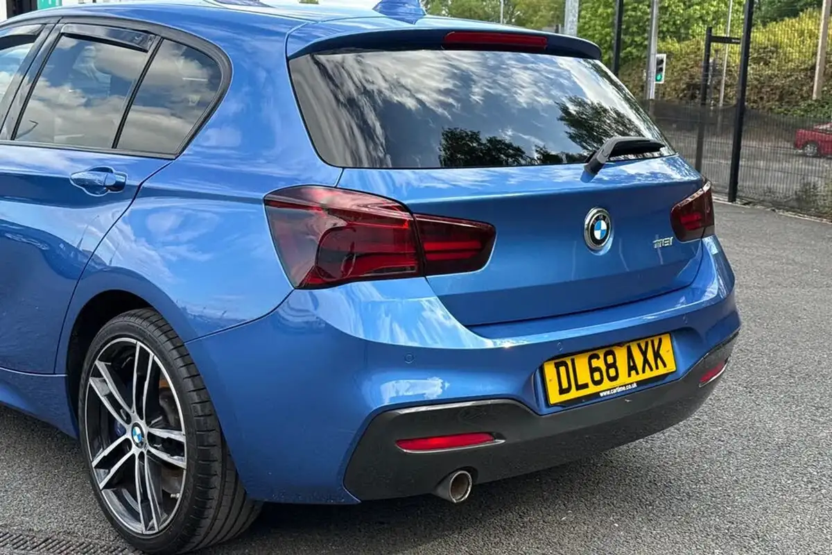 2018-bmw-1-series-15-118i-m-sport-shadow-edition-5d-big-7
