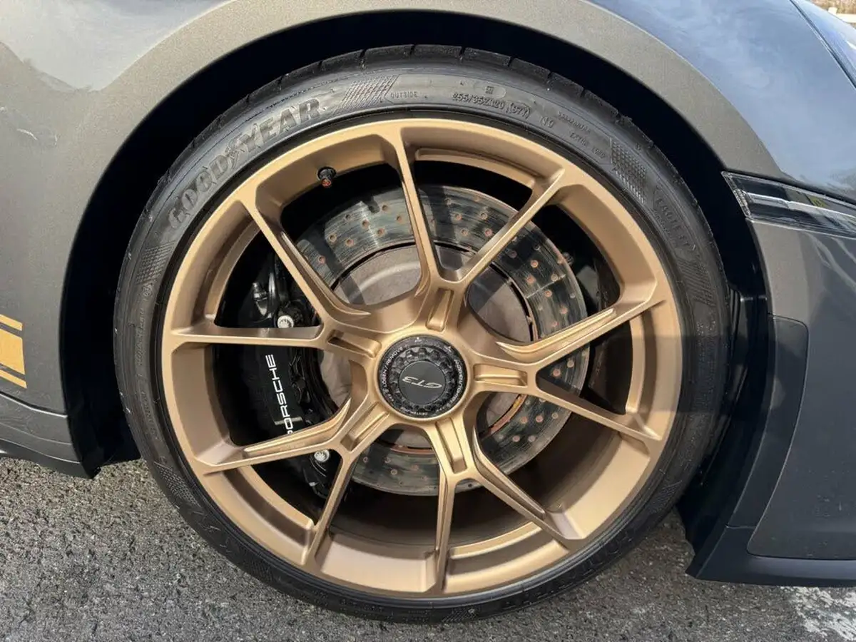 2021-porsche-911-40-gt3-pdk-big-42