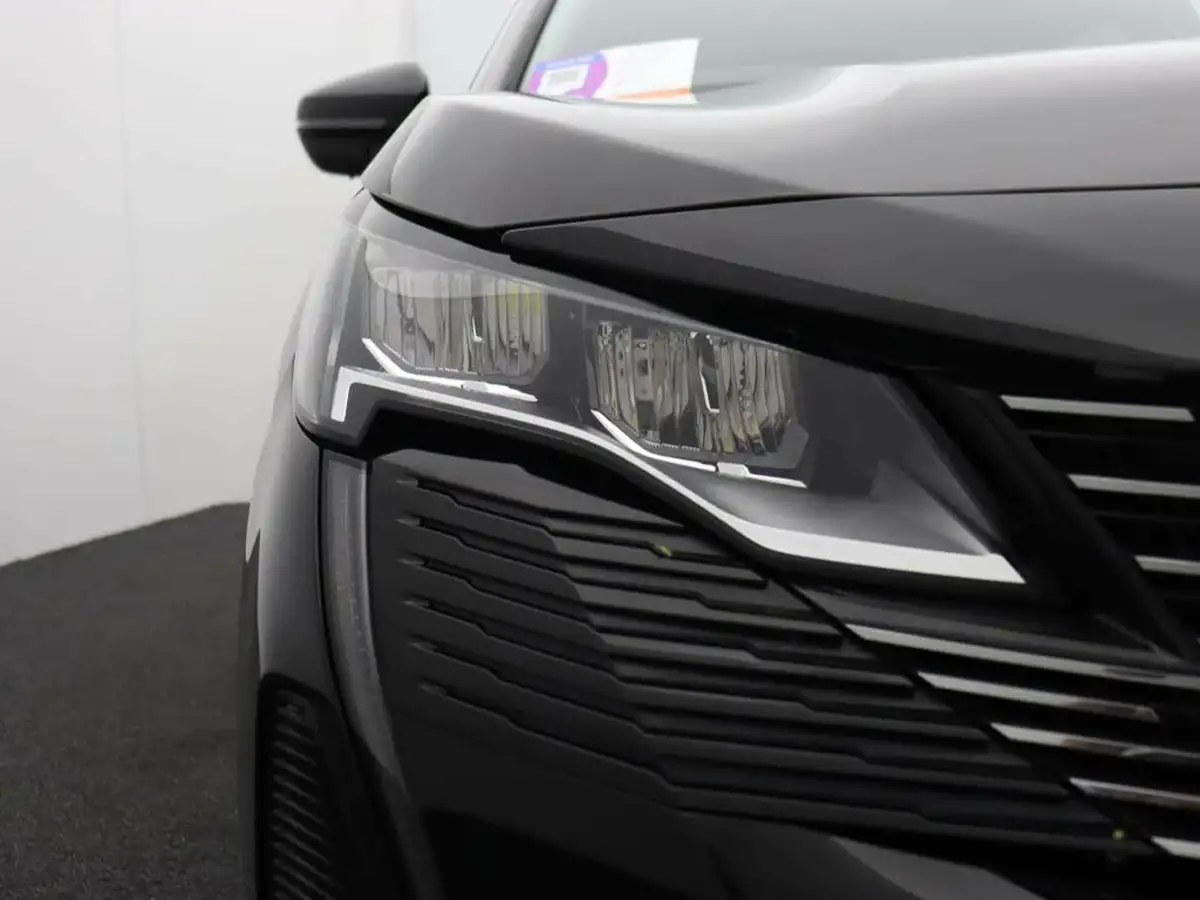 2022-peugeot-3008-suv-12-puretech-allure-big-52