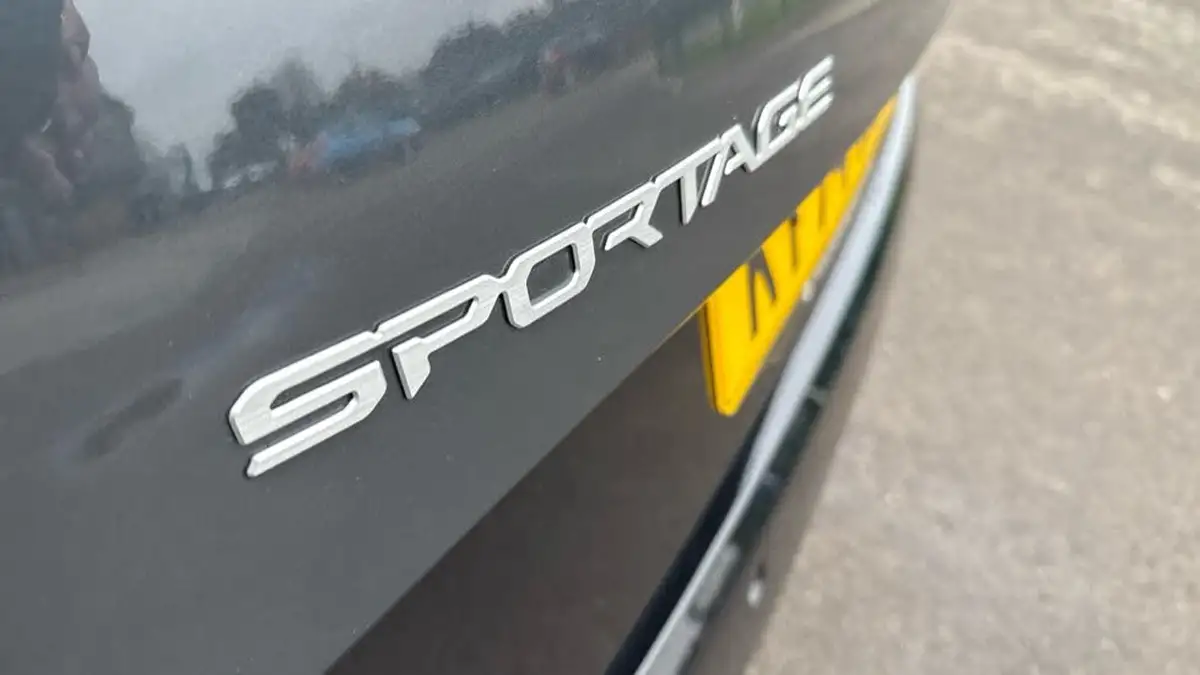 2025-kia-sportage-16-t-gdi-gt-line-157bhp-48v-dct-big-28