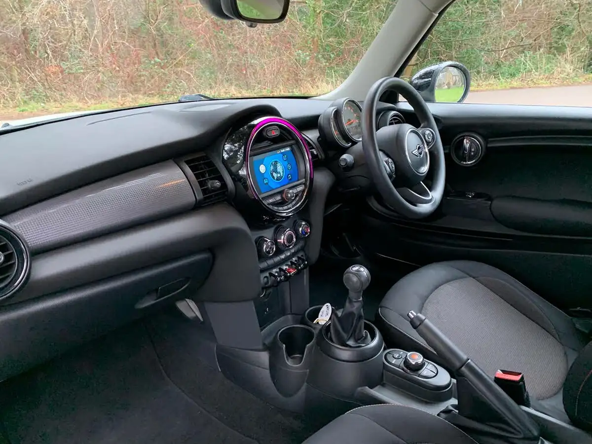 2018-mini-cooper-15-cooper-series-ii-ss-hatchback-3d-big-23