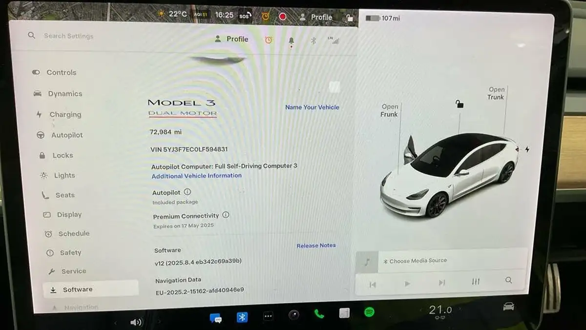 2020-tesla-model-3-e-performance-big-14