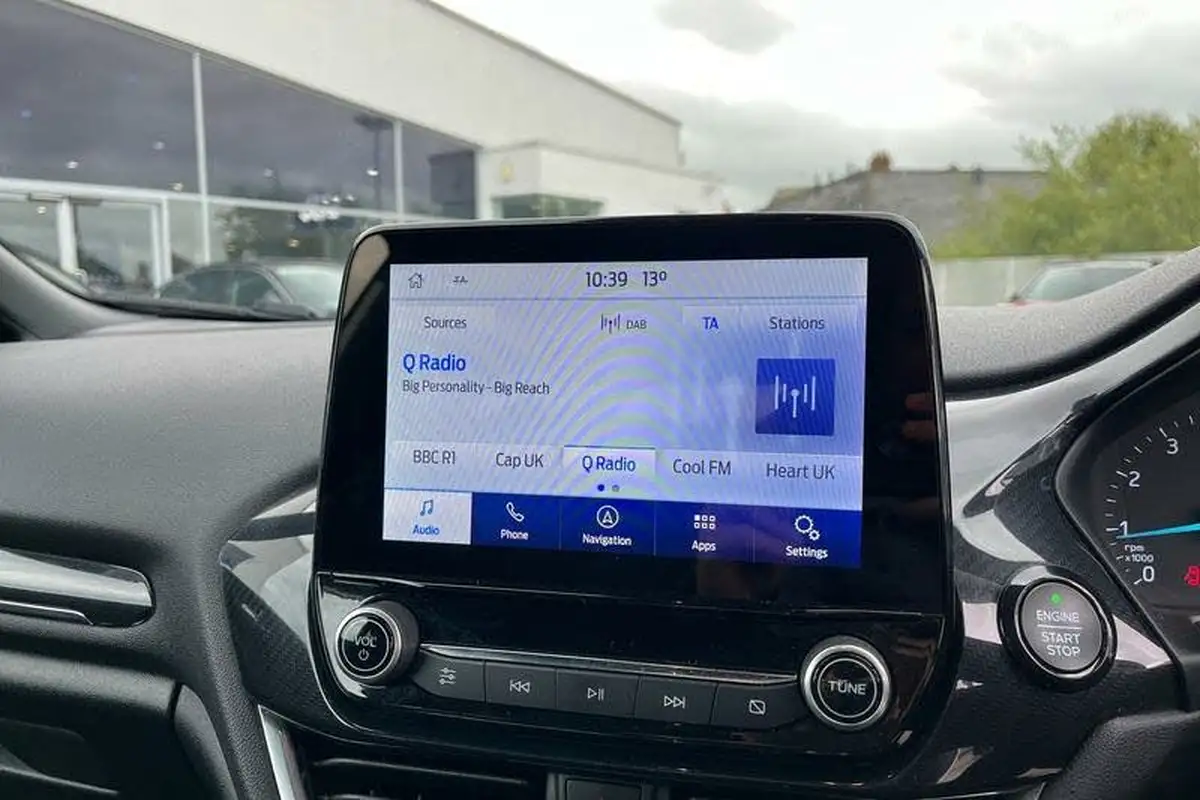 2022-ford-fiesta-big-29