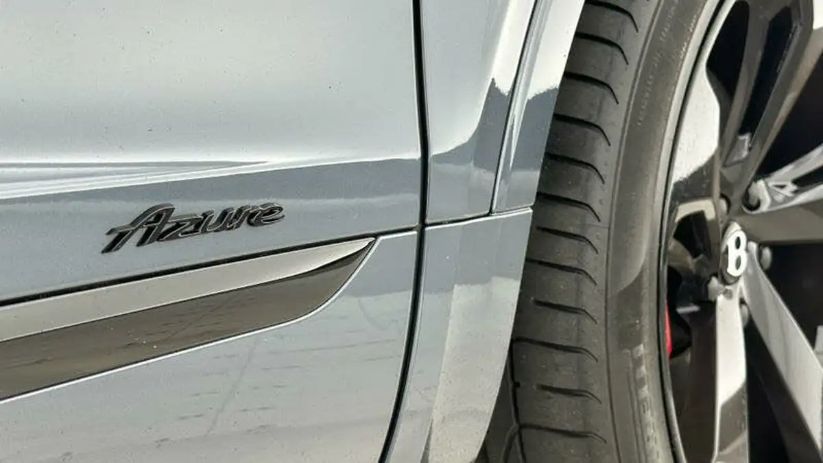 2025-bentley-bentayga-40-v8-extended-wheelbase-azure-big-22
