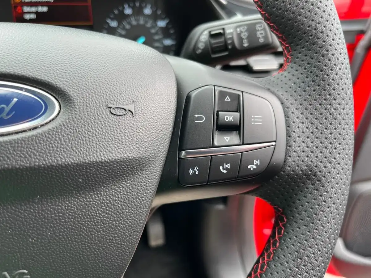 2022-ford-fiesta-10t-st-line-100ps-5d-big-38