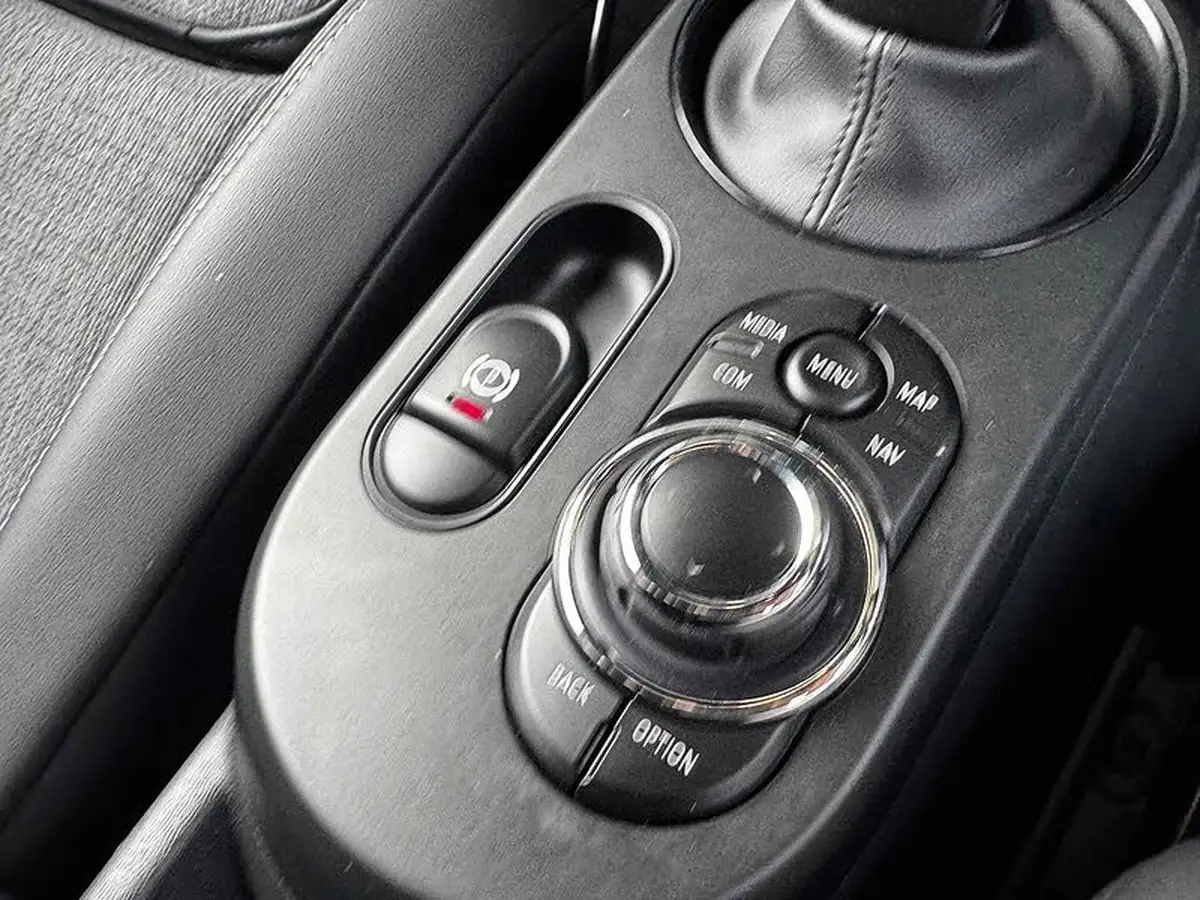 2021-mini-cooper-e-cooper-s-2-big-34