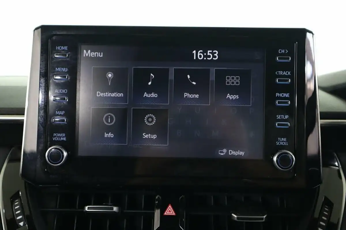 2021-toyota-corolla-18-vvt-i-icon-tech-spare-wheel-touring-sports-5d-big-39