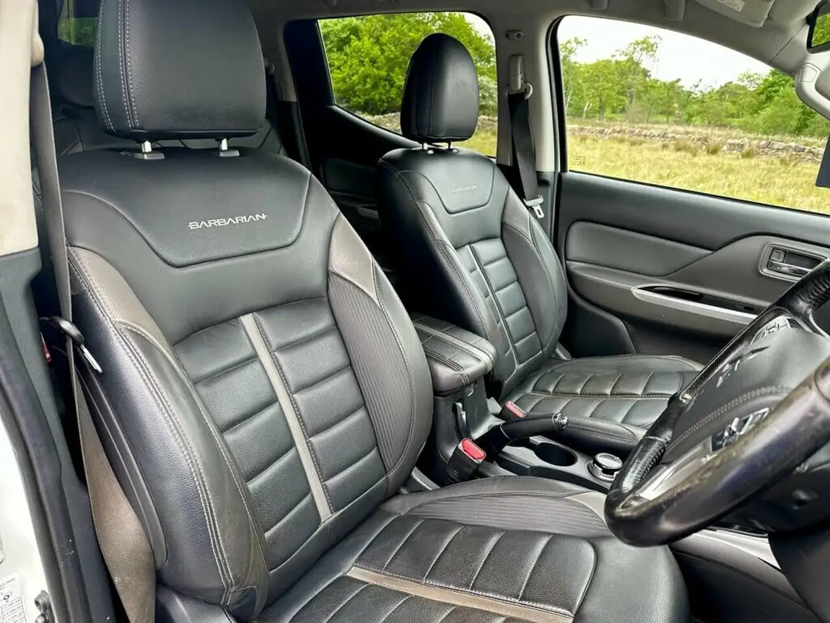 2017-mitsubishi-l200-24di-d-barbarian-178bhp-eu6-big-27