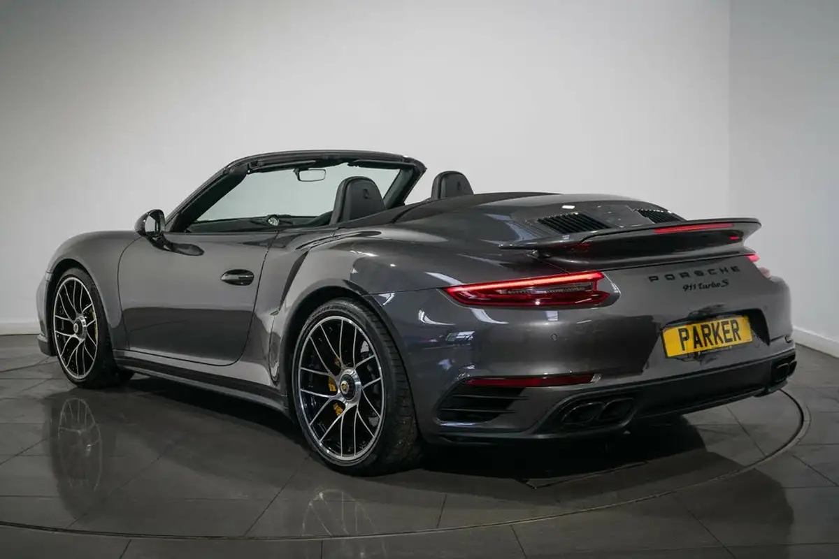 2017-porsche-911-38-turbo-s-cabriolet-big-3