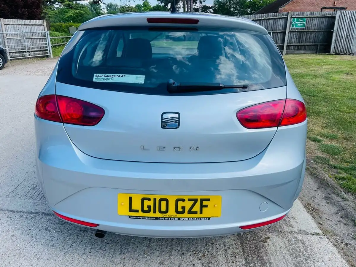 2010-seat-leon-19td-s-emocion-big-12