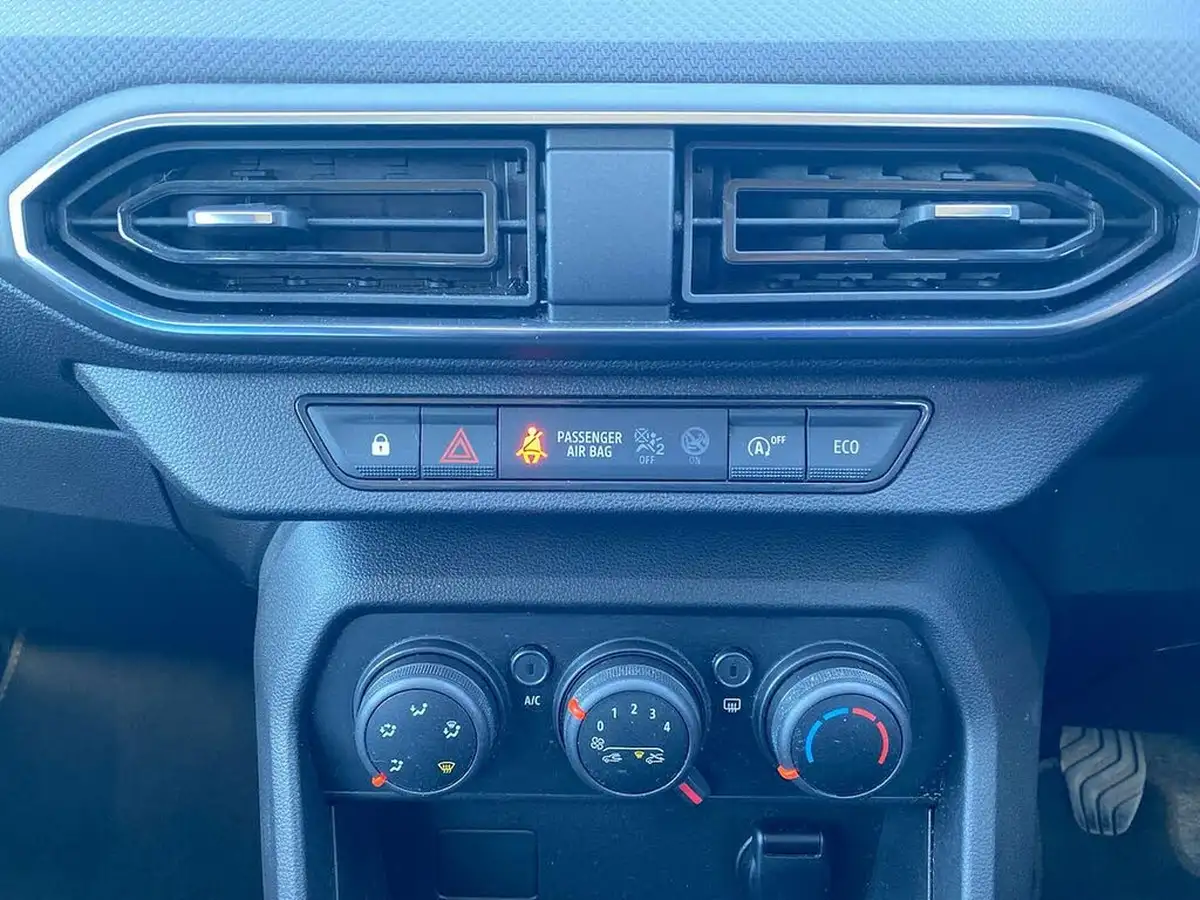 2022-dacia-jogger-10-tce-essential-big-11