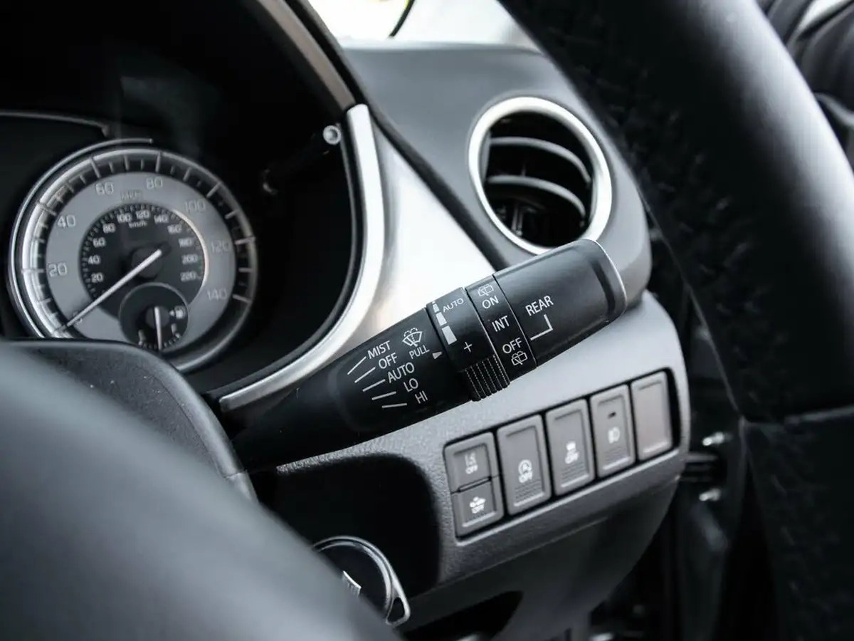 2021-suzuki-vitara-14-boosterjet-sz-t-big-17