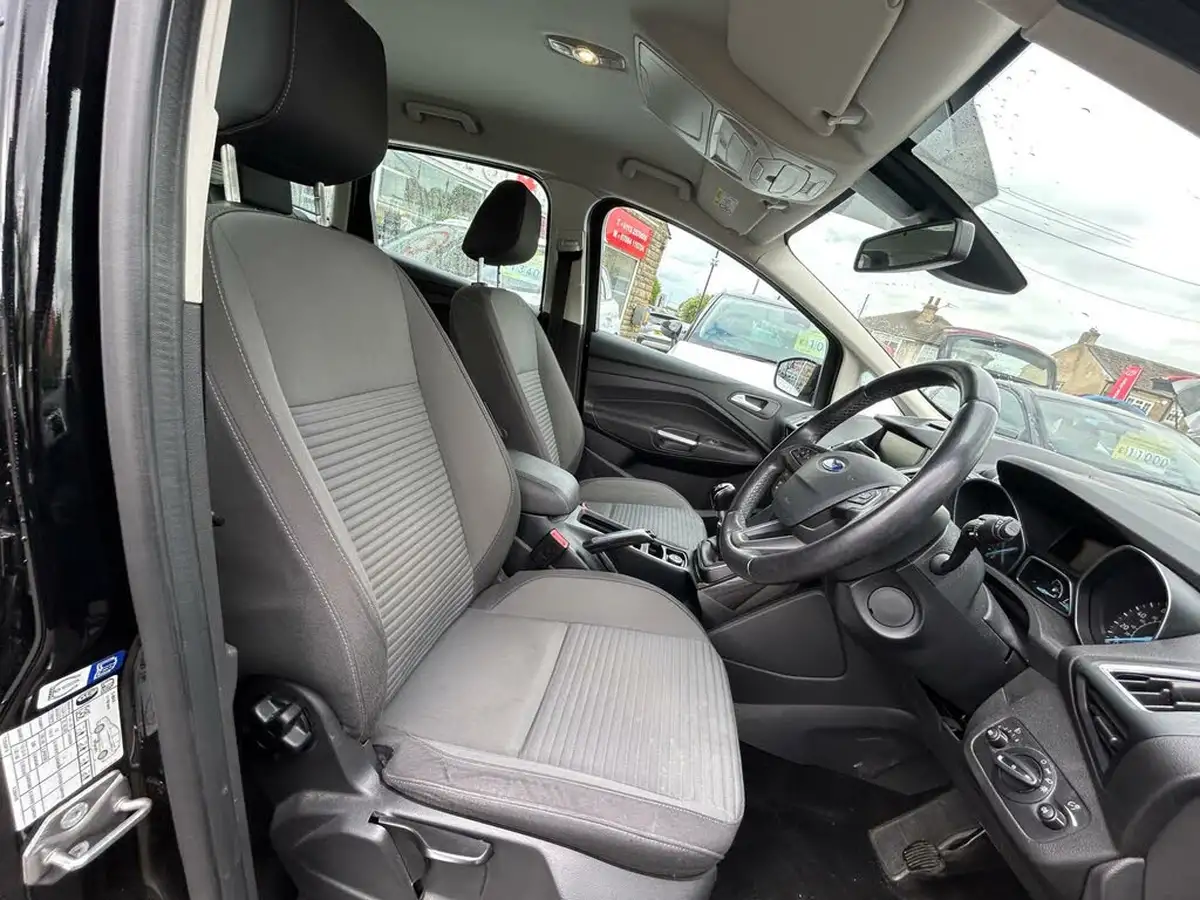2016-ford-c-max-10-titanium-125ps-big-8