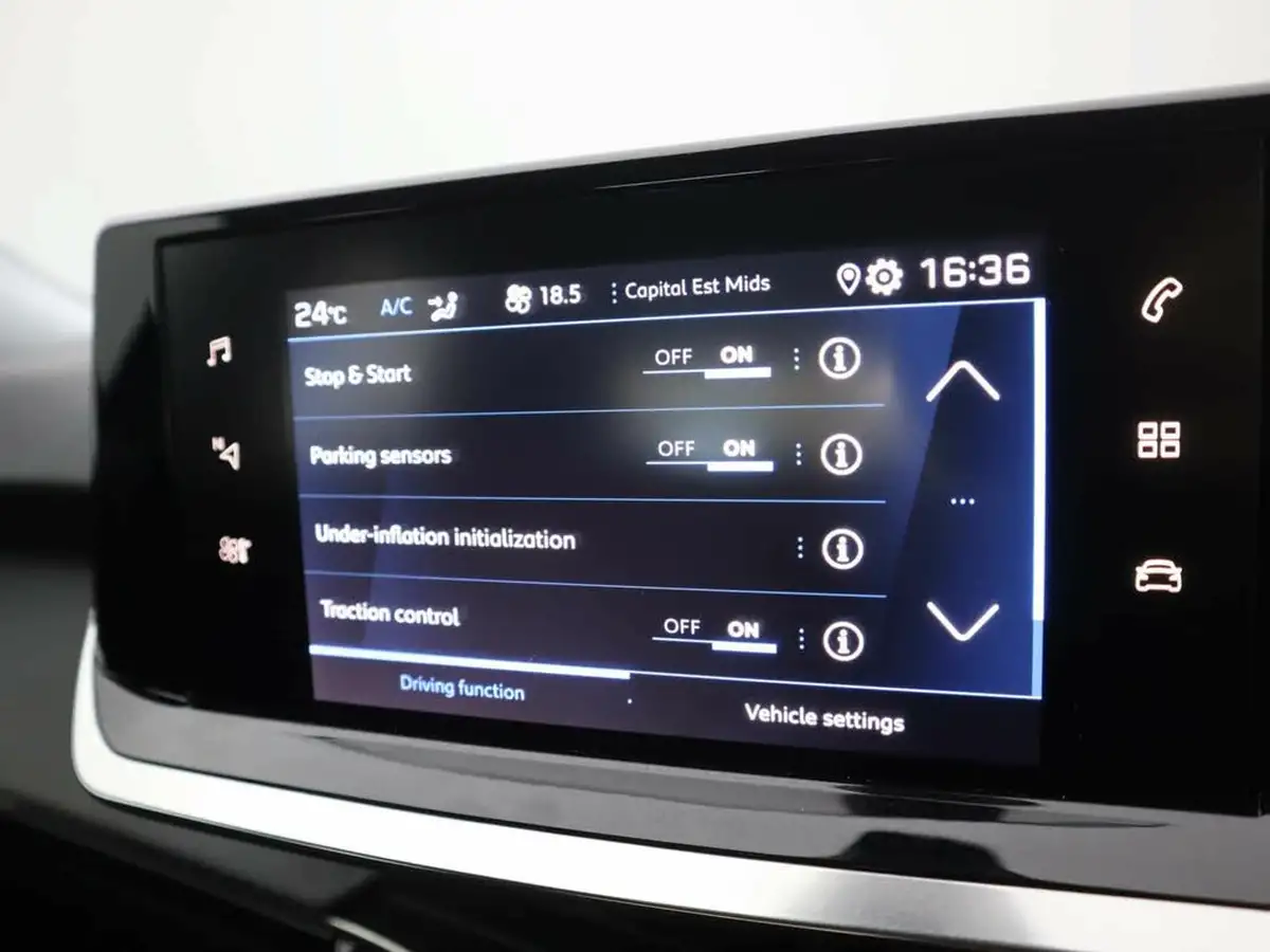 2022-peugeot-2008-suv-12-puretech-active-premium-big-26