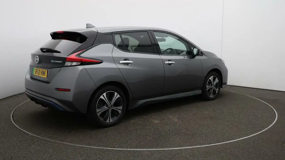 2021-nissan-leaf-e-e-n-connecta-big-53