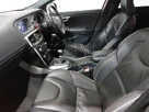 2019-volvo-v40-20-t2-r-design-edition-small-4