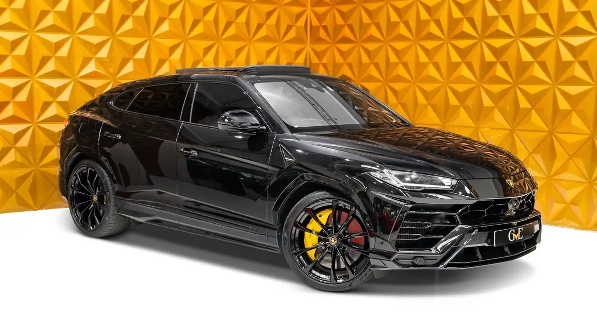 2022-lamborghini-urus-40-no-trim-big-9