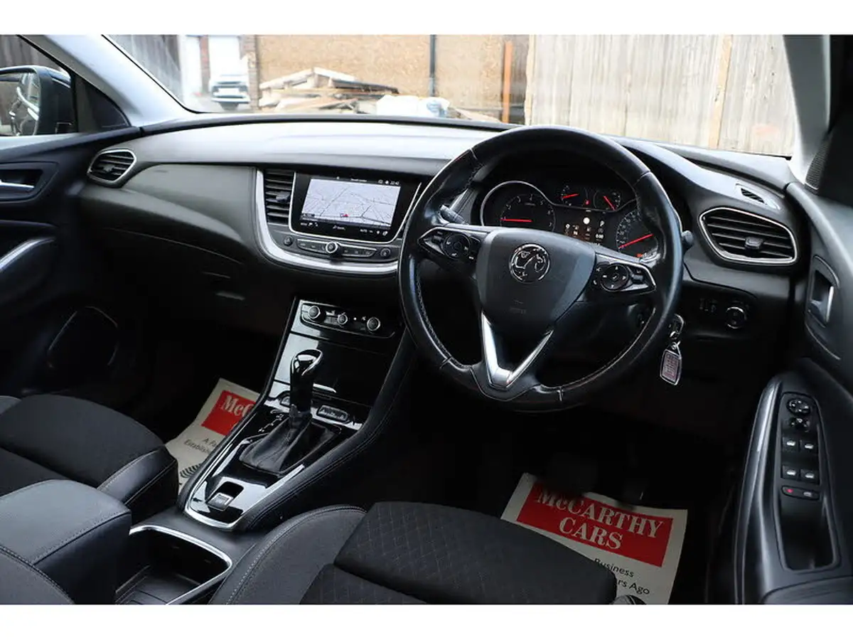 2020-vauxhall-grandland-x-12-sri-nav-auto-big-22