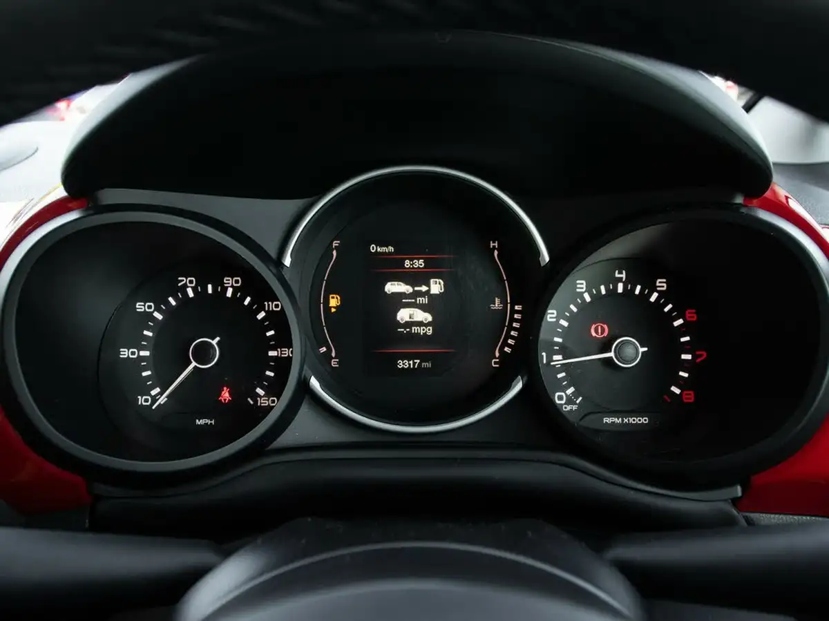 2018-fiat-500l-14-cross-big-14