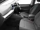 2022-volkswagen-golf-15-tsi-life-130ps-hatchback-small-8