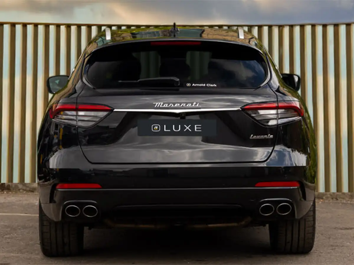 2022-maserati-levante-20-gt-big-11