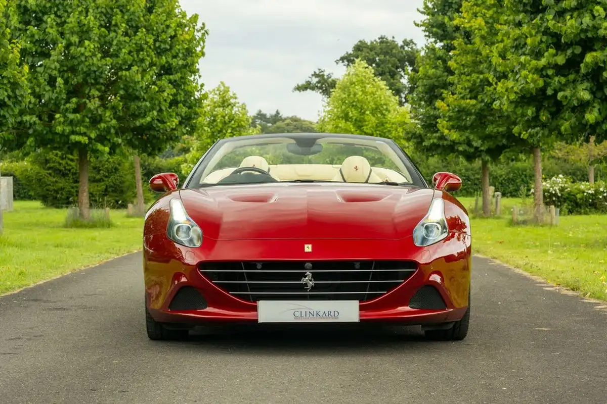 2015-ferrari-california-39-t-big-5
