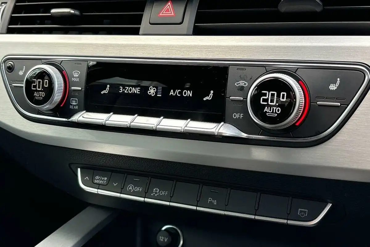 2021-audi-a4-20-35-tdi-s-line-big-38