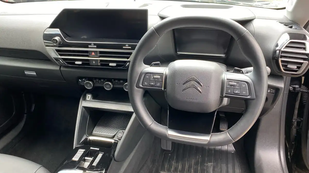 2024-citroen-c4-12-puretech-max-130ps-ss-eat8-big-3