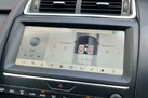 2019-jaguar-e-pace-20-i4d-chequered-flag-150ps-small-16