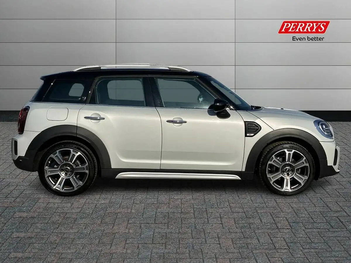 2021-mini-countryman-15-cooper-exclusive-auto-big-2