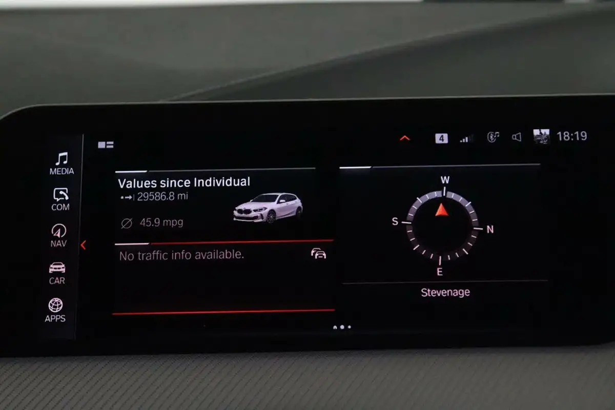 2020-bmw-1-series-20td-118d-m-sport-big-30