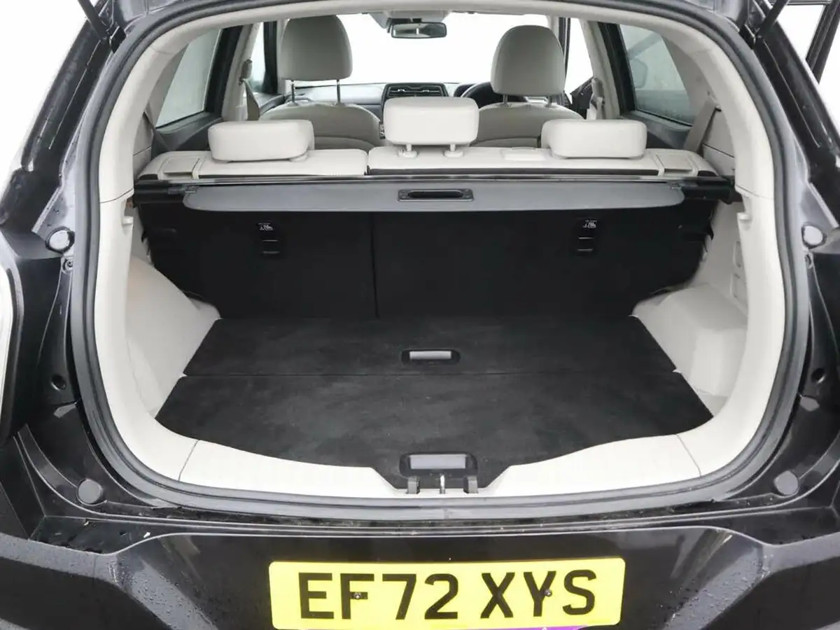 2022-kgm-ssangyong-tivoli-15-ultimate-big-8